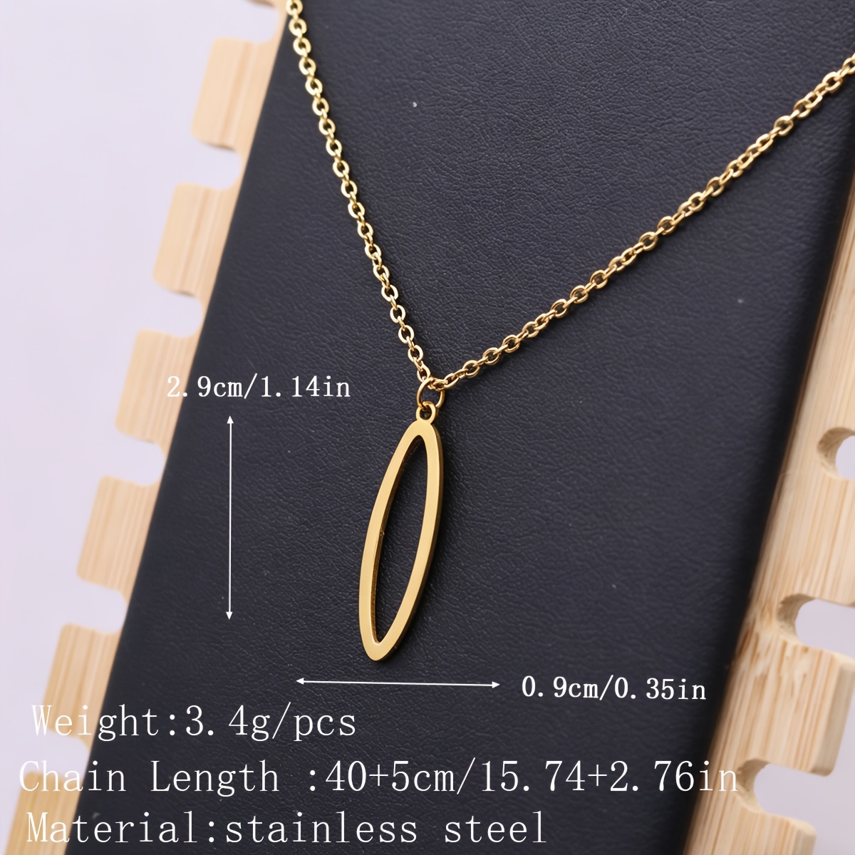 Women's Minimalist Hollow Oval Geometric Pendant Necklace